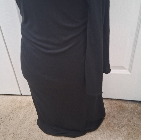 Halston Elegant Black One-Shoulder Dress.  Size 8 (40) - Picture 3 of 9